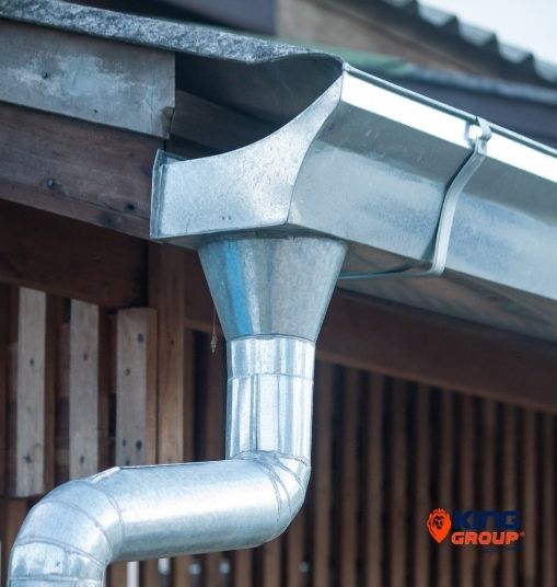 Stop-Birds-To-Enter-The-Roofs-Gutters-1 Stop-Birds-To-Enter-The-Roofs-Gutters-1